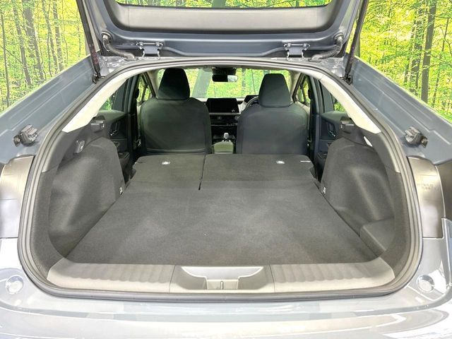 TOYOTA PRIUS PHV 2025