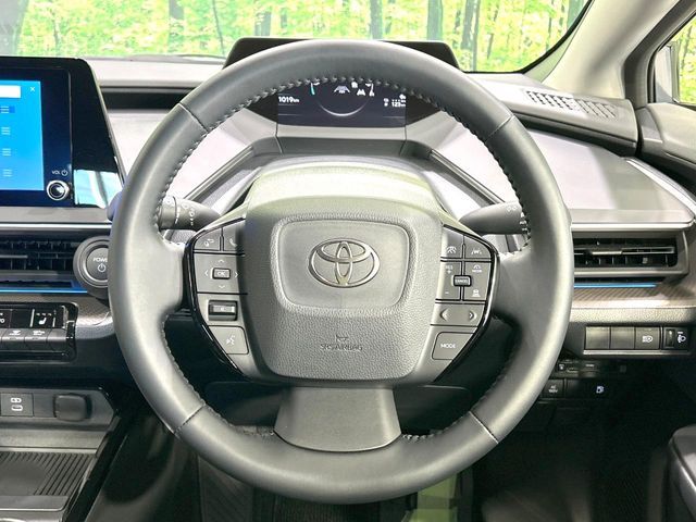 TOYOTA PRIUS PHV 2025