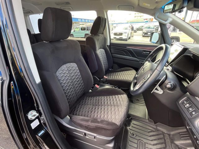 MITSUBISHI DELICA D:5 4WD 2021