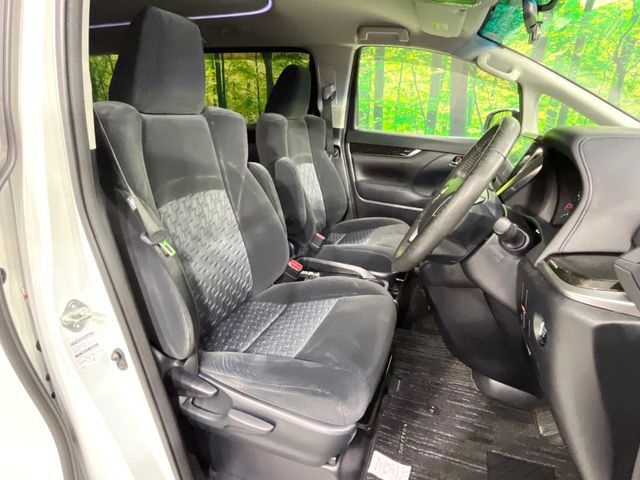 TOYOTA VELLFIRE 2016