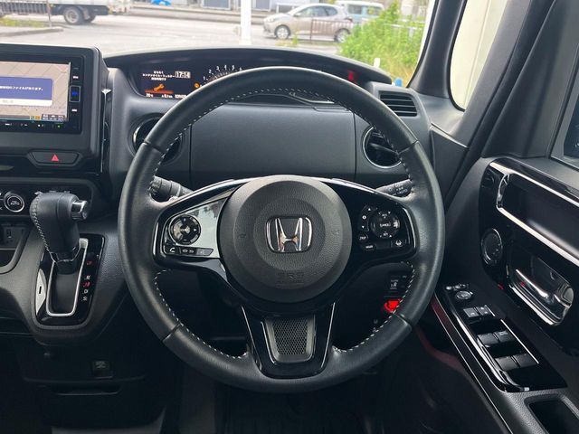 HONDA N BOX CUSTOM 2021