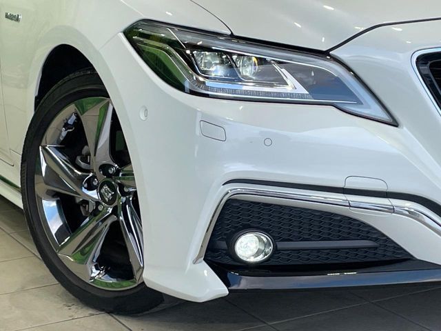 TOYOTA CROWN sedan hybrid 2018