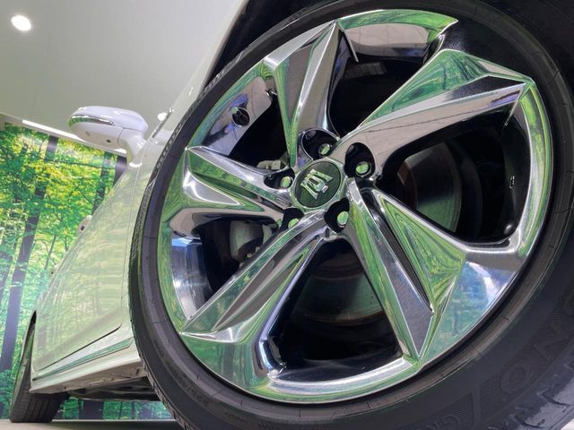 TOYOTA CROWN sedan hybrid 2018