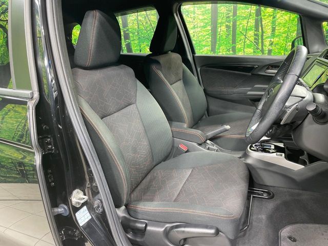 HONDA FIT HYBRID 2016