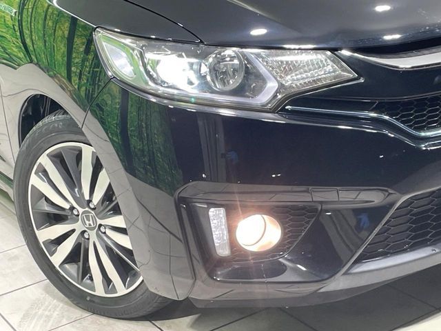 HONDA FIT HYBRID 2016