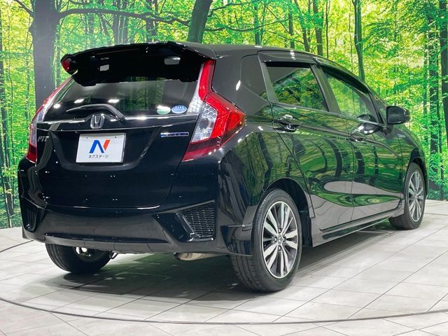 HONDA FIT HYBRID 2016