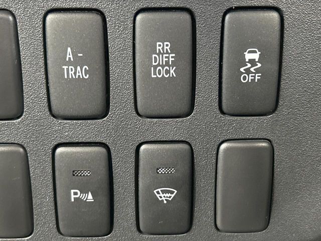 TOYOTA FJ CRUISER 4WD 2011