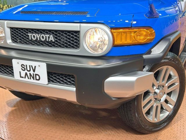 TOYOTA FJ CRUISER 4WD 2011