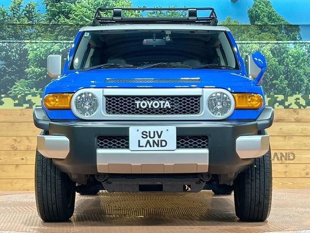 TOYOTA FJ CRUISER 4WD 2011