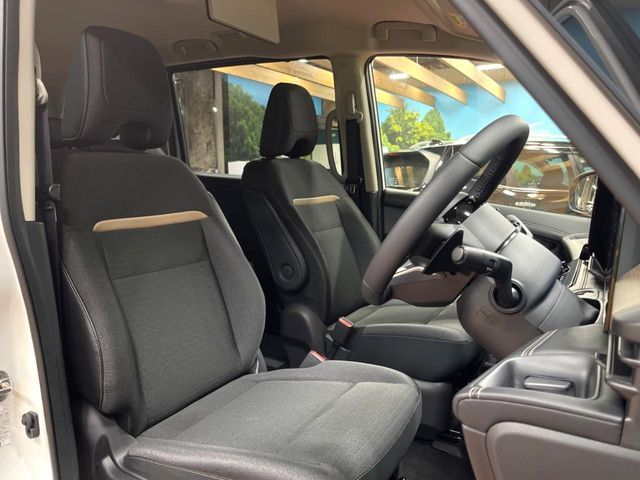 NISSAN SERENA  WG 2023