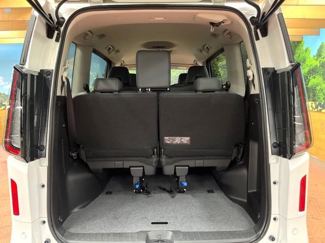 NISSAN SERENA  WG 2023