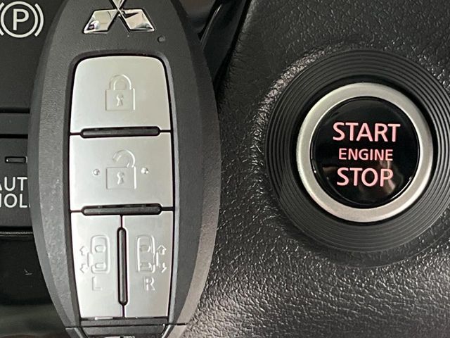 MITSUBISHI DELICA MINI 2024