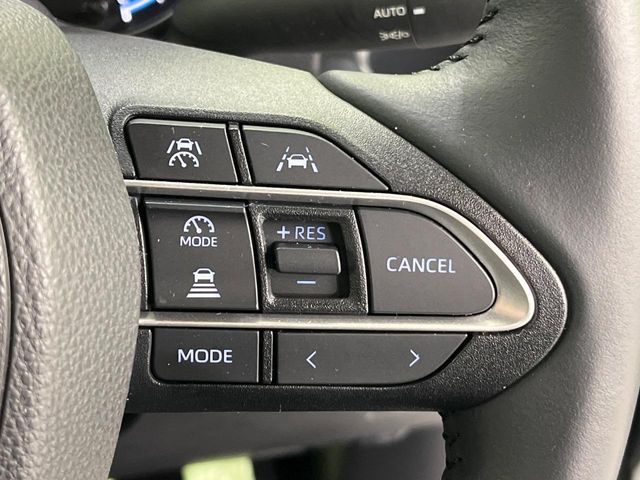 TOYOTA VOXY HYBRID 2024