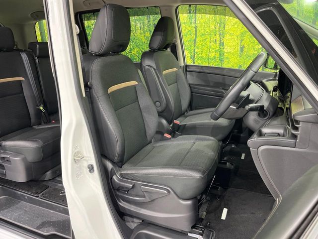 NISSAN SERENA  WG 2022