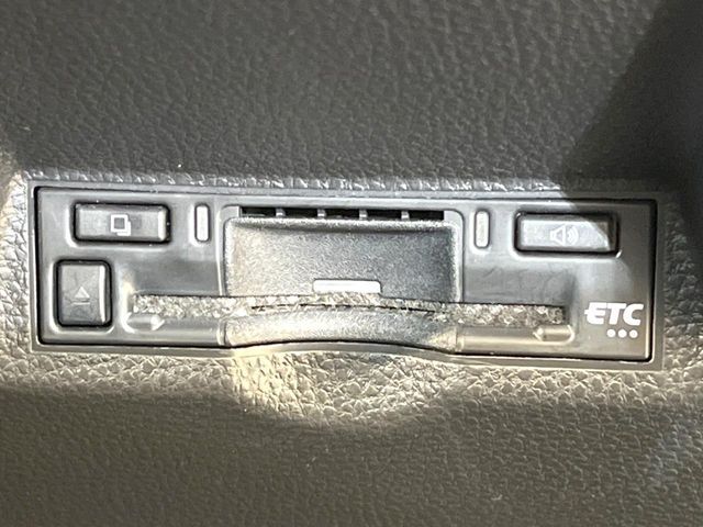 TOYOTA YARIS CROSS 2025