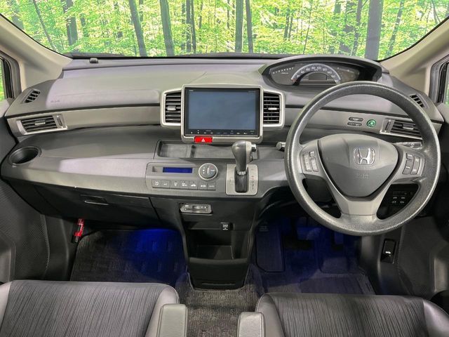 HONDA FREED 4WD 2015