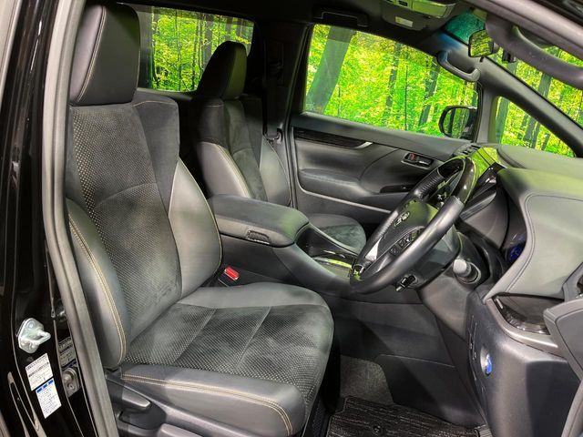 TOYOTA VELLFIRE  HYBRID 4WD 2020