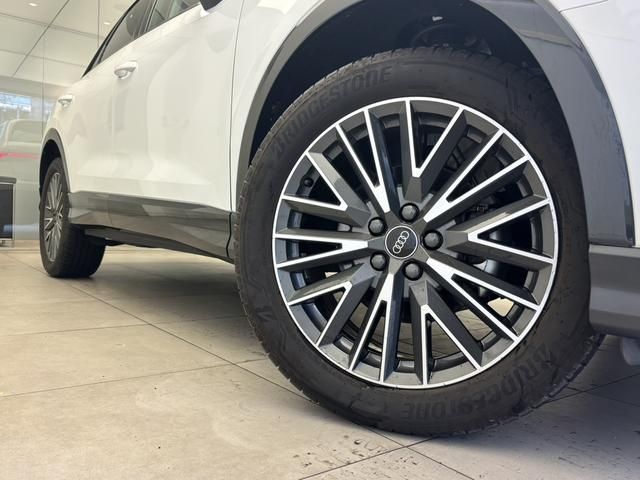 AUDI AUDI Q3 2023