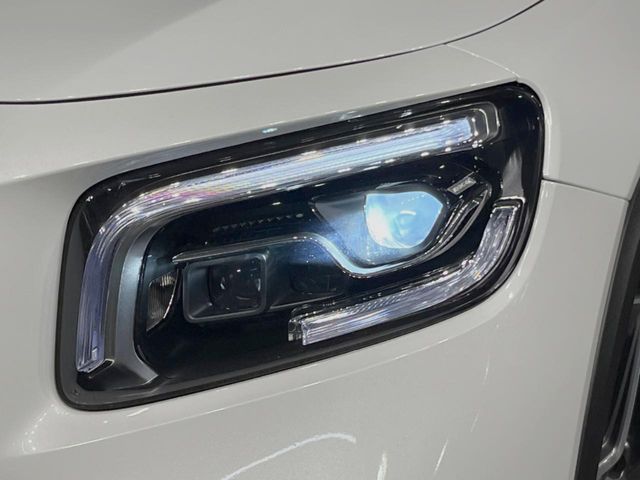 MERCEDES BENZ MERCEDES BENZ GLB 2022