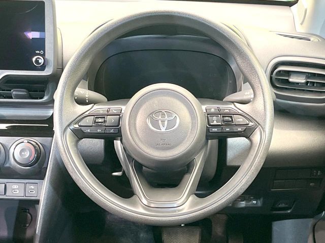 TOYOTA YARIS CROSS 2025