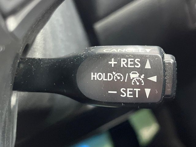 TOYOTA HARRIER 2WD 2017