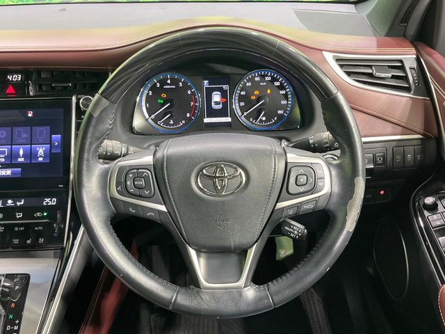 TOYOTA HARRIER 2WD 2017