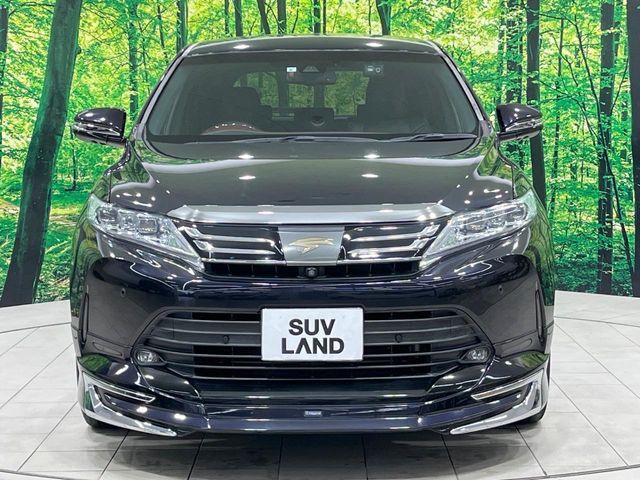 TOYOTA HARRIER 2WD 2017