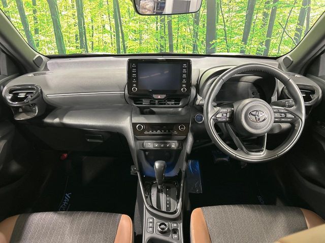 TOYOTA YARIS CROSS HYBRID 2023