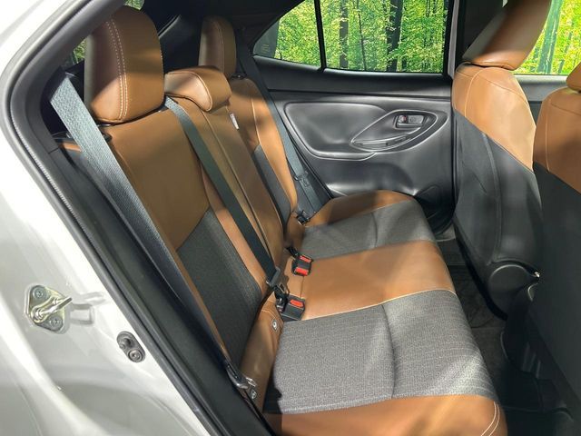 TOYOTA YARIS CROSS HYBRID 2023