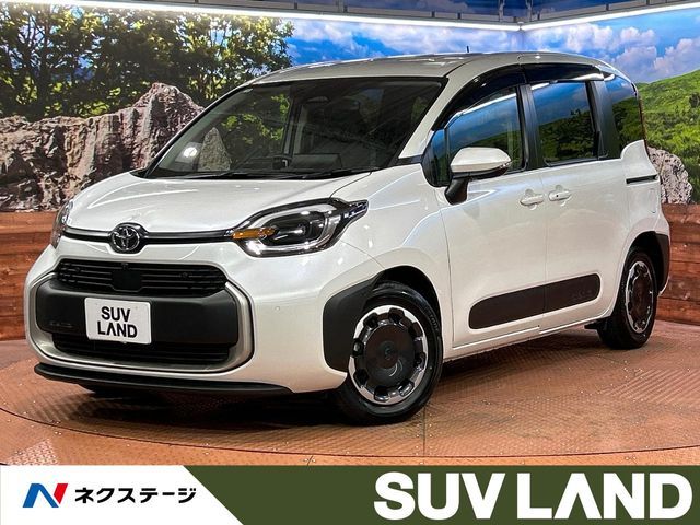 TOYOTA SIENTA HYBRID 2024