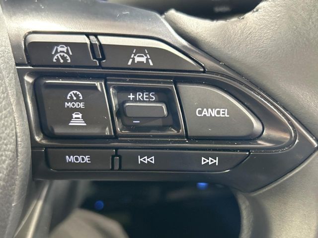 TOYOTA SIENTA HYBRID 2024