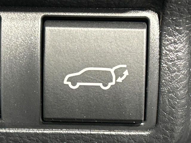 TOYOTA COROLLA CROSS HYBRID 2023