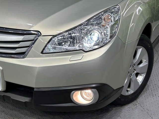 SUBARU LEGACY OUTBACK 2010