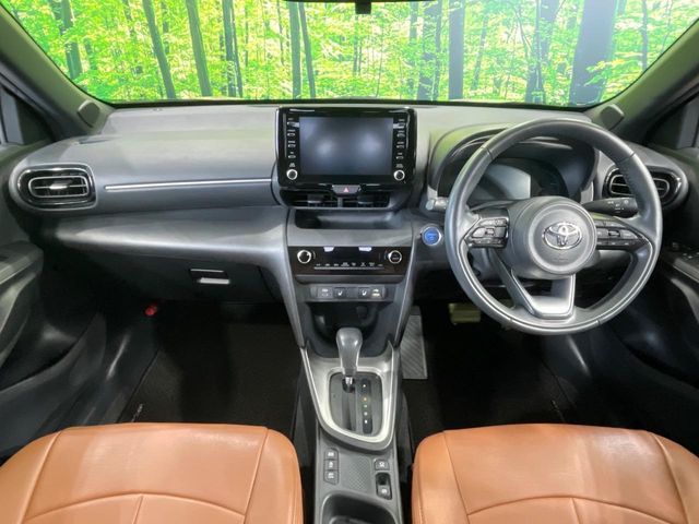 TOYOTA YARIS CROSS HYBRID 2023