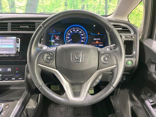 HONDA SHUTTLE HYBRID 2015