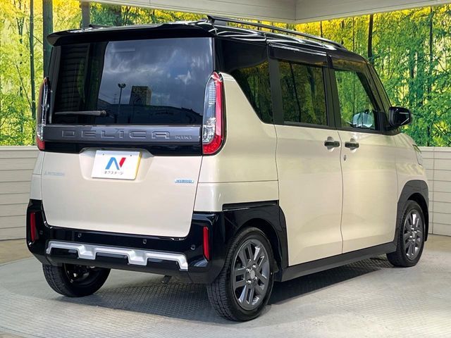 MITSUBISHI DELICA MINI 2024