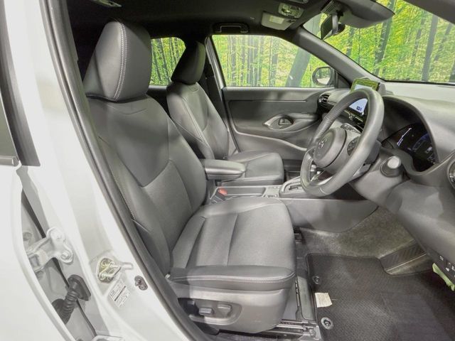 TOYOTA YARIS CROSS 2025