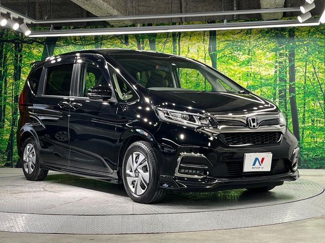 HONDA FREED HYBRID 2022