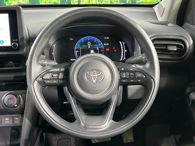 TOYOTA YARIS CROSS 2025