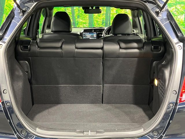 HONDA FIT HYBRID 2018