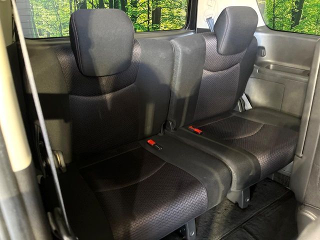 NISSAN SERENA  S-HYBRID 2013