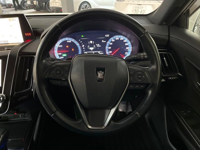 TOYOTA CROWN sedan hybrid 2019