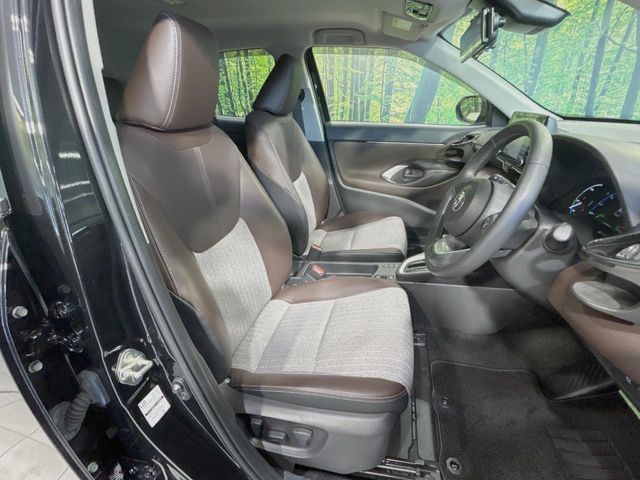 TOYOTA YARIS CROSS HYBRID 2021