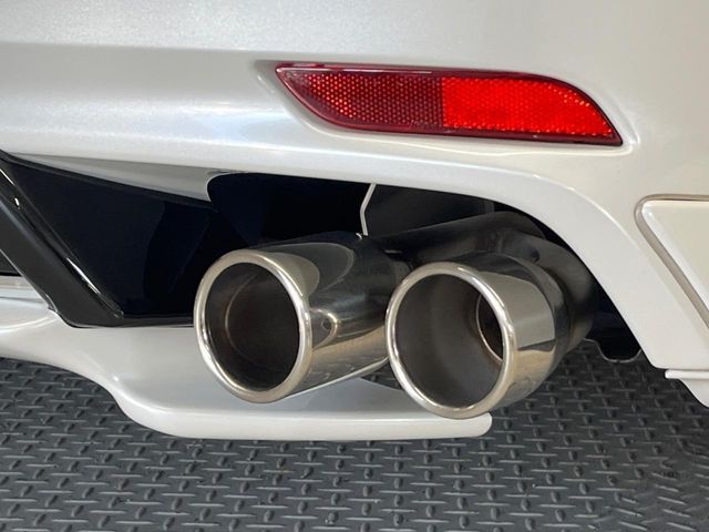 TOYOTA CAMRY HYBRID 2019