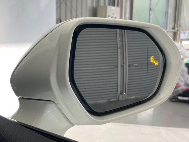 TOYOTA CROWN sedan hybrid 2018