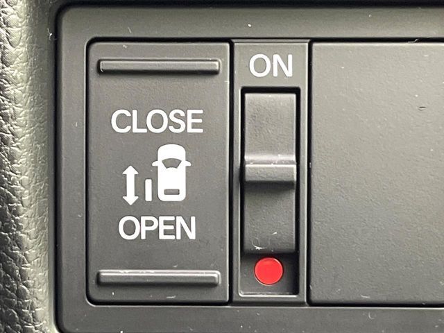 HONDA N BOX CUSTOM 4WD 2018