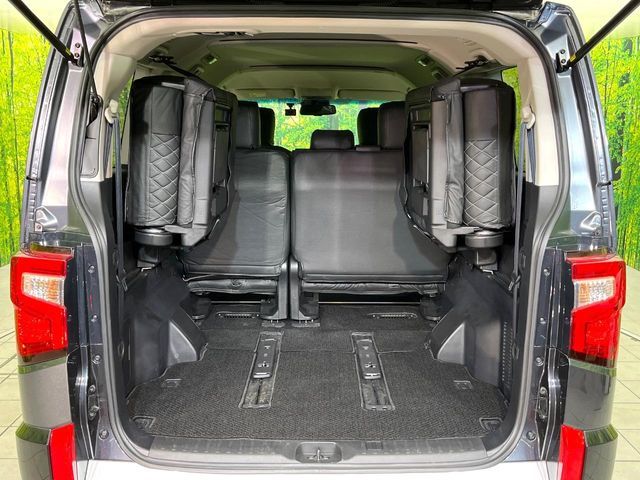 MITSUBISHI DELICA D:5 4WD 2024