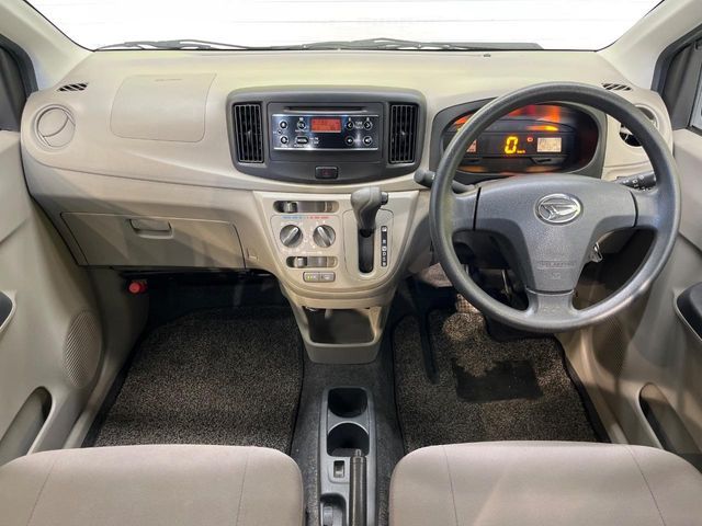 DAIHATSU MIRA e:S 2013