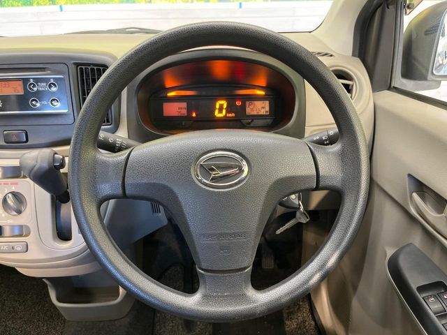 DAIHATSU MIRA e:S 2013