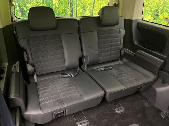 MITSUBISHI DELICA D:5 4WD 2018